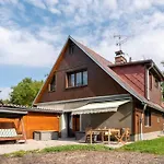 V Podzámčí